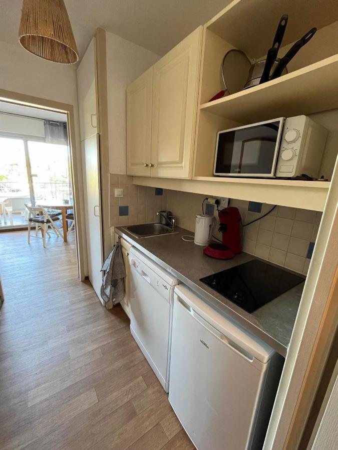 Port De Hyeres Studio 2 A 4 Personnes Avec Parking Exterior photo